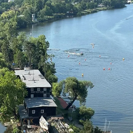 Riverside * Prag